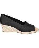 Easy Street Women's Jasper Super Flex Espadrille Sandals
