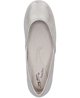 Easy Street Women's Tamar Ballet Flats