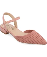 Journee Collection Women's Ansley Wide Width Pointed Toe Flats