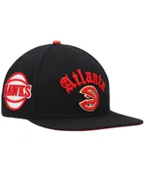 Men's Pro Standard Black Atlanta Hawks Old English Snapback Hat