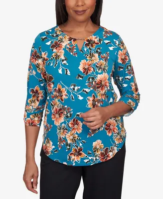 Alfred Dunner Petite Classics Tossed Floral Shirttail Hem Top