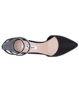 Nina Women's Nikia Pointed Toe Evening Pumps