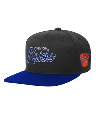 Big Boys and Girls Mitchell & Ness Black New York Knicks Team Script Snapback Hat