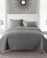 Nina 2-Piece Embossed Twin Quilt Set