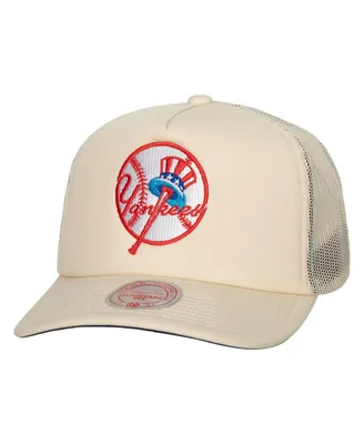 Men's Mitchell & Ness Cream New York Yankees Cooperstown Collection Evergreen Adjustable Trucker Hat