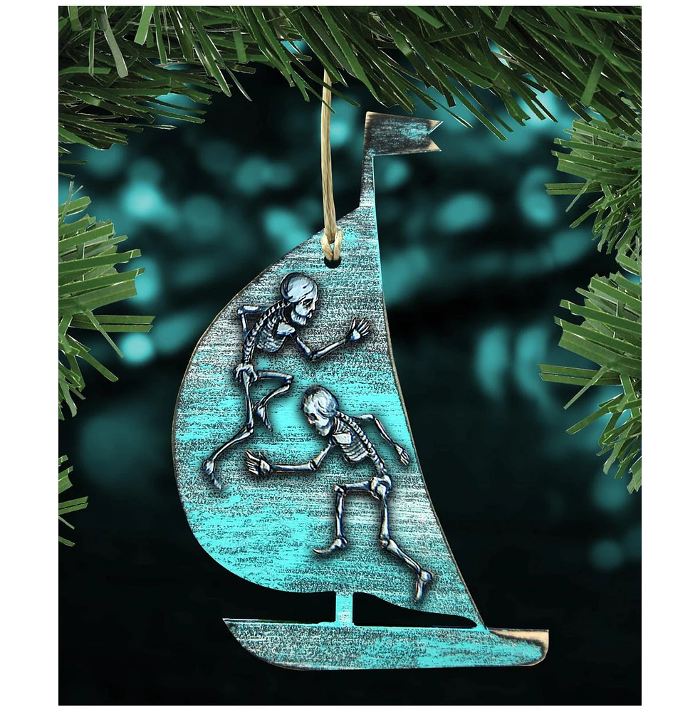 Designocracy Holiday Wooden Ornaments Halloween Skeletons Sailboat Home Decor Set of 2 G. DeBrekht