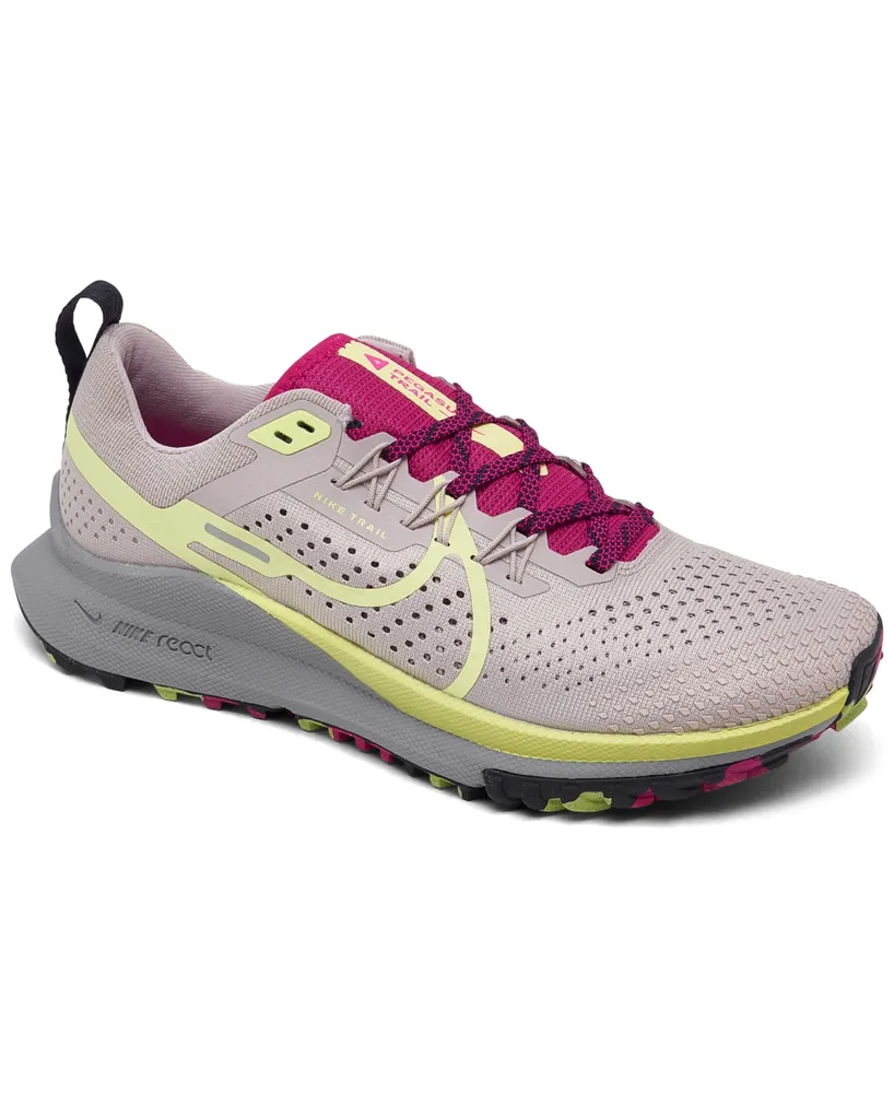 Women's Nike React Pegasus Trail 4 Trail Running Shoes