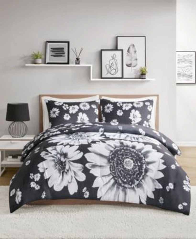 Closeout Intelligent Design Maude Floral Reversible Comforter Sets