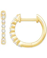 Diamond Small Hoop Earrings (1/6 ct. t.w.) in 14k Gold