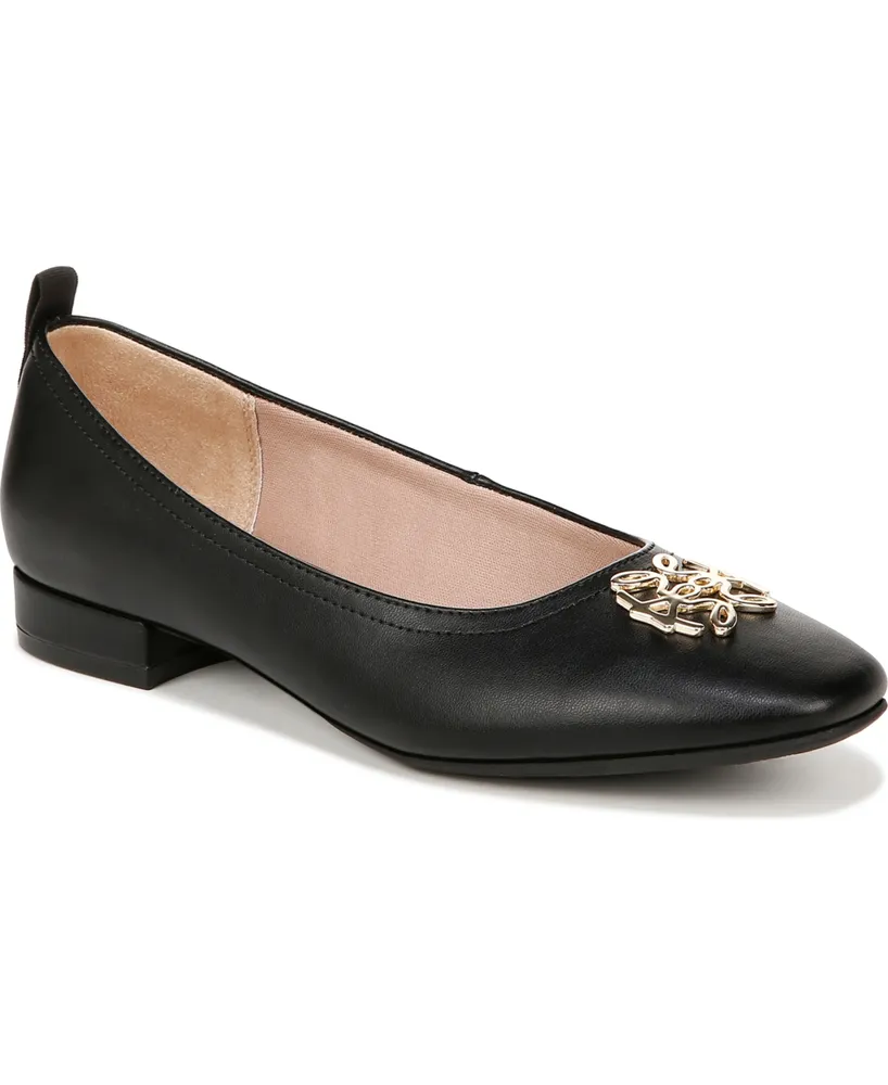 LifeStride Women's Cameo 2 Ornamented Ballet Flats