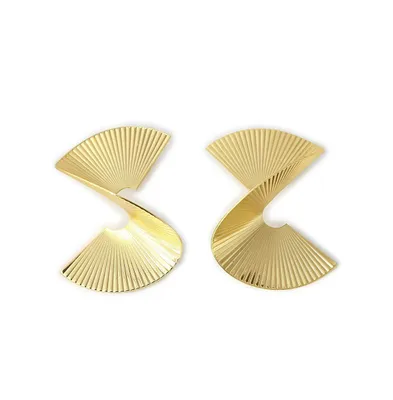 Sohi Women's Gold Metallic Twist Drop Earrings