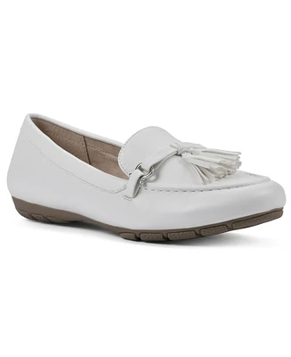 Cliffs by White Mountain Women's Gush Strap Detail Loafer