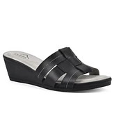 Cliffs by White Mountain Women's Candyce Wedge Sandal