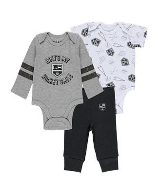 Newborn and Infant Boys Girls Wear by Erin Andrews Gray, White