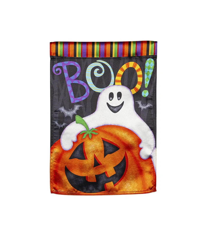 Halloween Friends Garden Lustre Flag