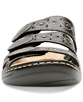 Clarks Leisa Cacti Q Triple Strap Slide Sandals