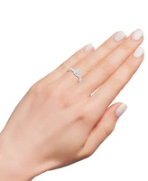 Diamond Round & Baguette Engagement Ring (7/8 ct. t.w.) in 14k White Gold