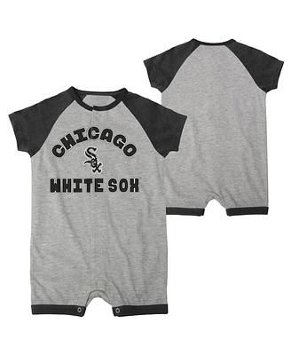 Baby Boys and Girls Heather Gray Chicago White Sox Extra Base Hit Raglan Full-Snap Romper