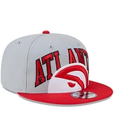 Men's New Era Gray, Red Atlanta Hawks Tip-Off Two-Tone 9FIFTY Snapback Hat