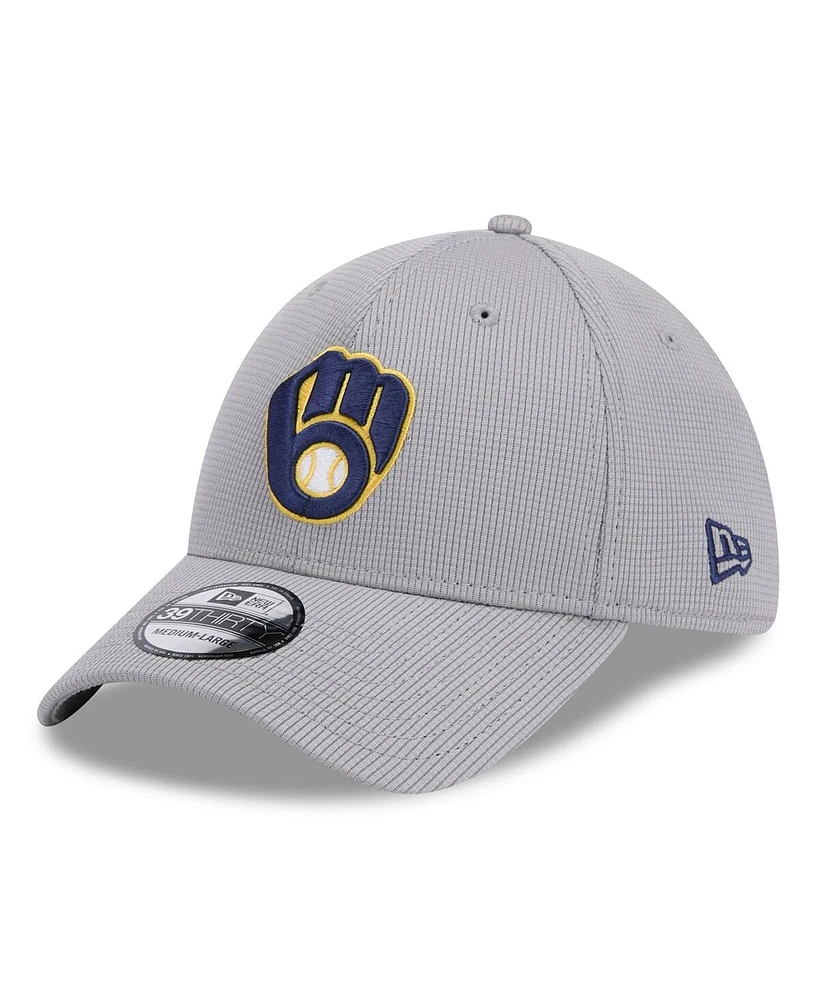 New Era Men's Gray Milwaukee Brewers Active Pivot 39thirty Flex Hat