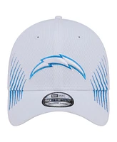 New Era Men's White Los Angeles Chargers Active 39Thirty Flex Hat