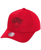 Mitchell Ness Men's Red New York Knicks Fire Red Pro Crown Snapback Hat