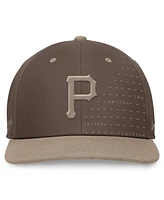 Nike Men's Brown Pittsburgh Pirates Statement Ironstone Pro Performance Snapback Hat