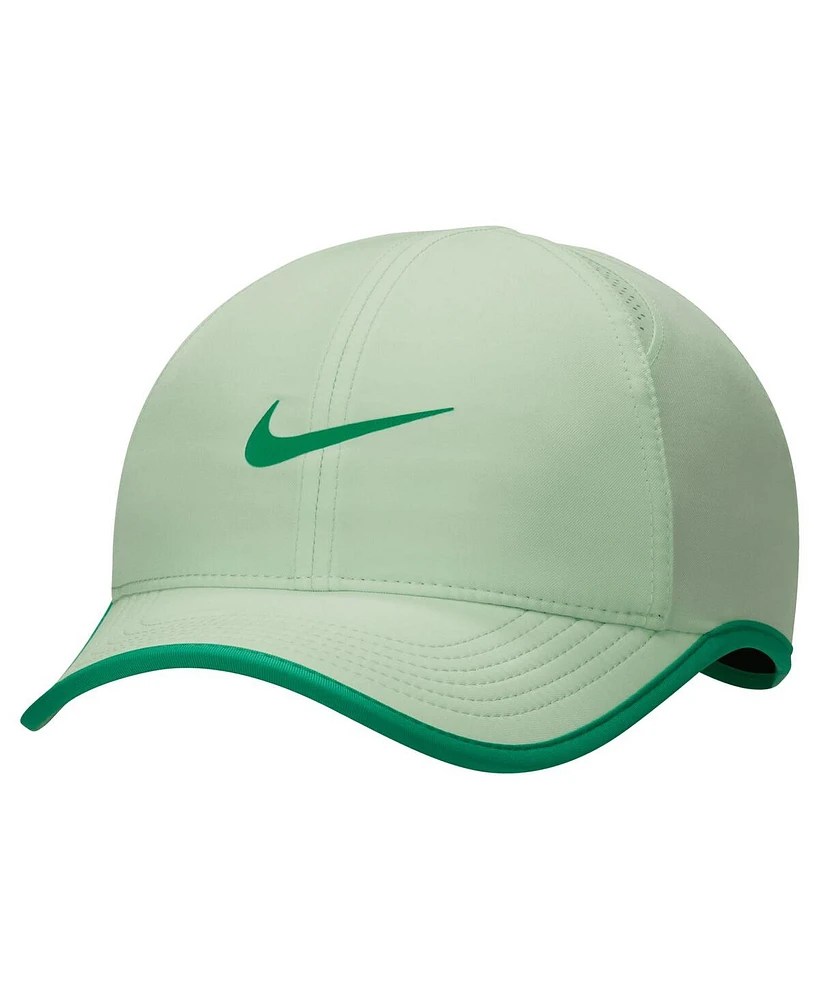 Nike Big Boy's and Girl's Featherlight Club Performance Adjustable Hat