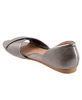 SoftWalk Cypress Sandal