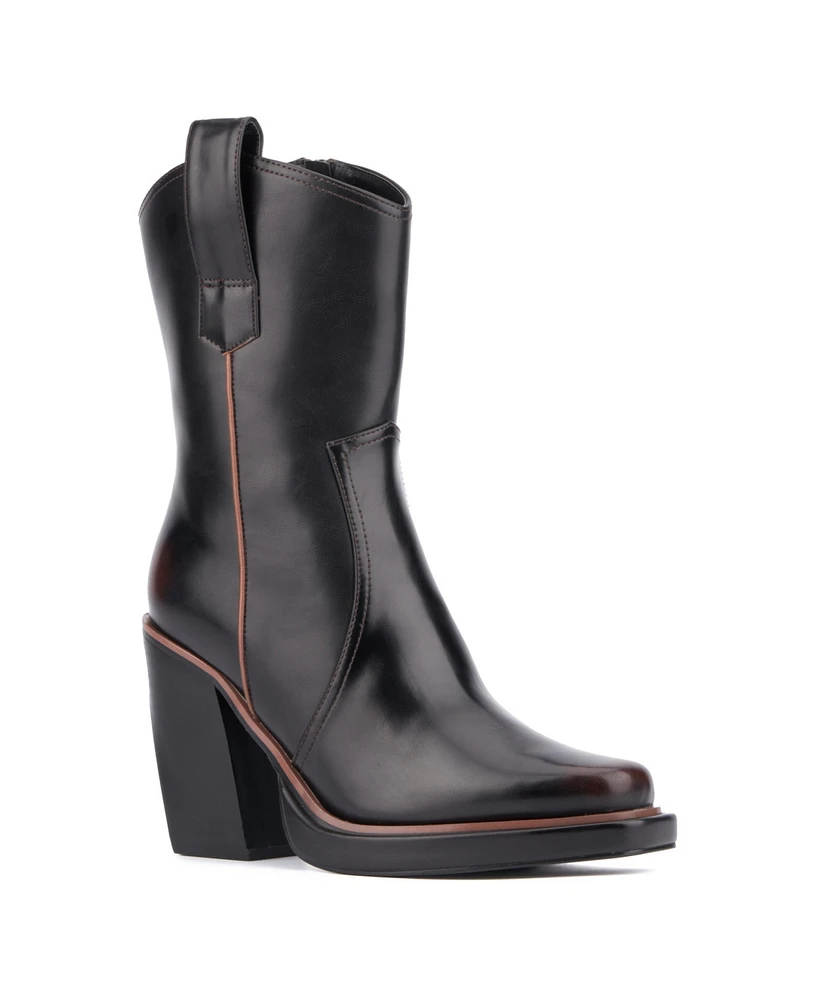 Olivia Miller Women's Venus Ankle Boots