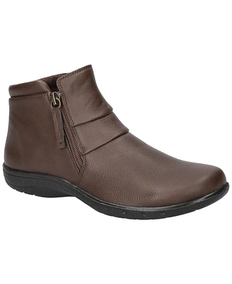 Easy Street Women's Zozo Comfort Ankle Boots