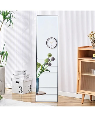 Streamdale Furniture Versatile Wall-Mountable Mirror for Any Room