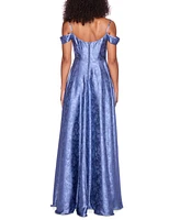 B Darlin Juniors' Sweetheart-Neck Jacquard Gown