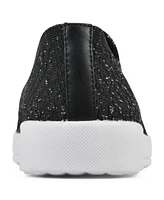 White Mountain Women's Upsoar Slip-On Sneakers