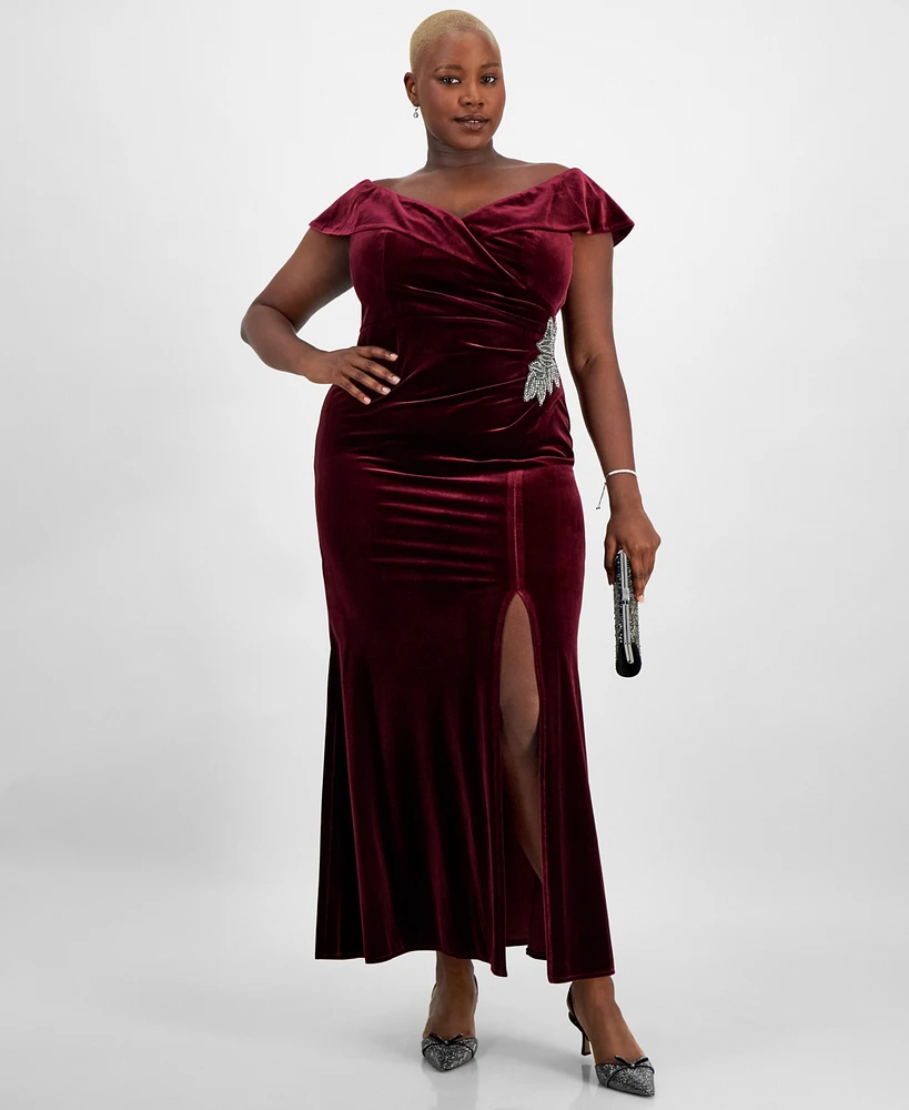 Alex Evenings Plus Off-The-Shoulder Velvet Gown