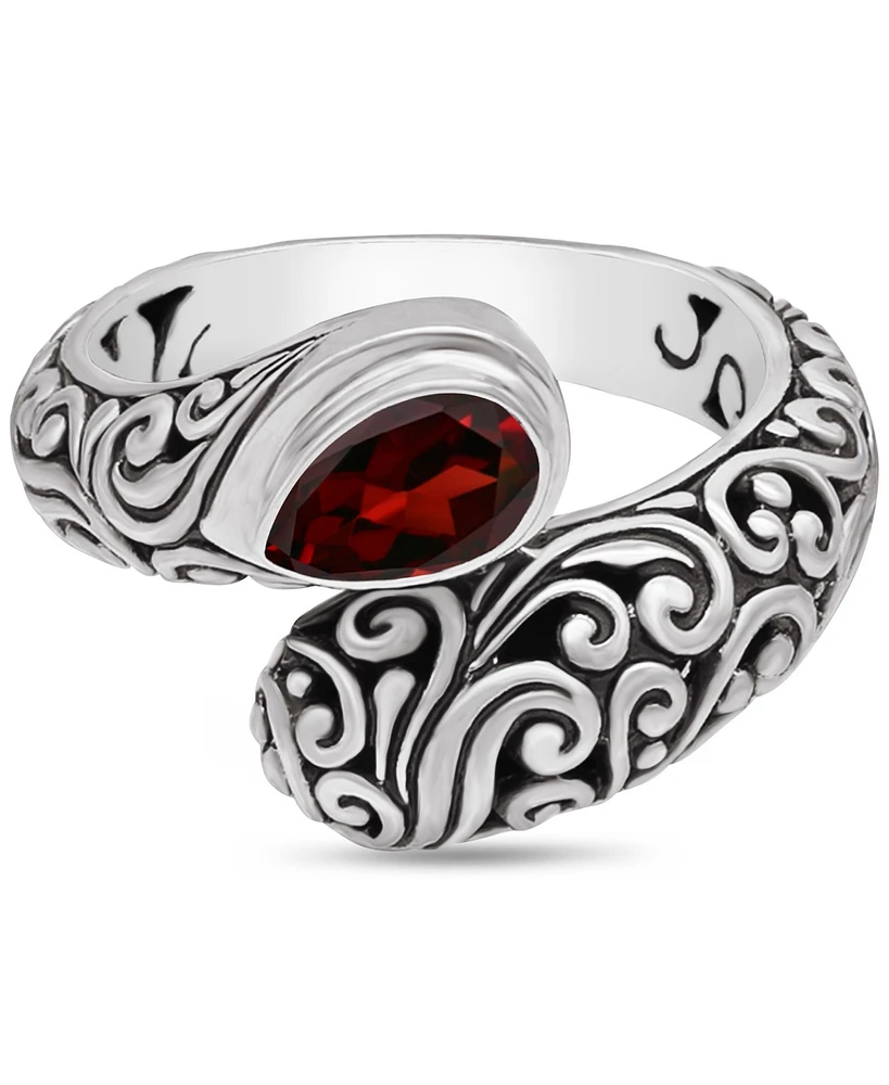 Devata Garnet & Bali Filigree Ring in Sterling Silver