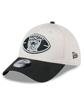 New Era Men's Stone/Black Las Vegas Raiders 2024 Sideline Historic 39THIRTY Flex Hat