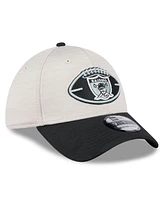 New Era Men's Stone/Black Las Vegas Raiders 2024 Sideline Historic 39THIRTY Flex Hat