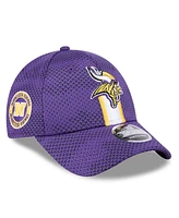 New Era Men's Purple Minnesota Vikings 2024 Sideline 9FORTY Stretch-Snap Hat