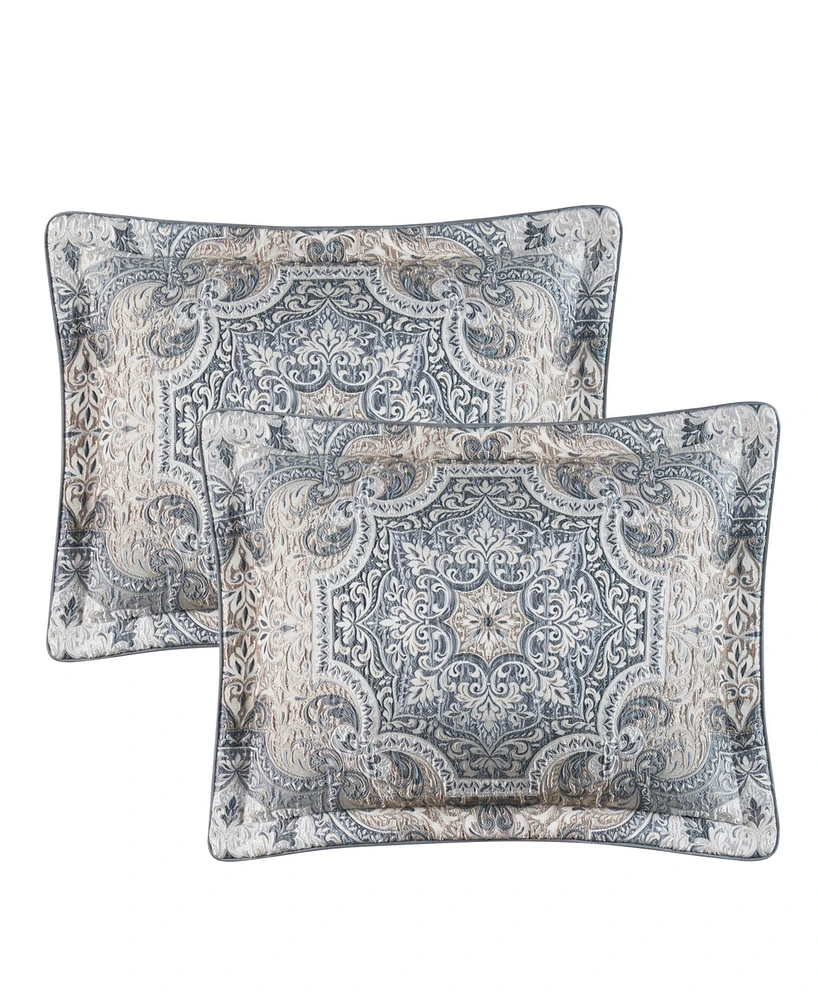 J Queen New York Legend 4-Pc. Comforter Set