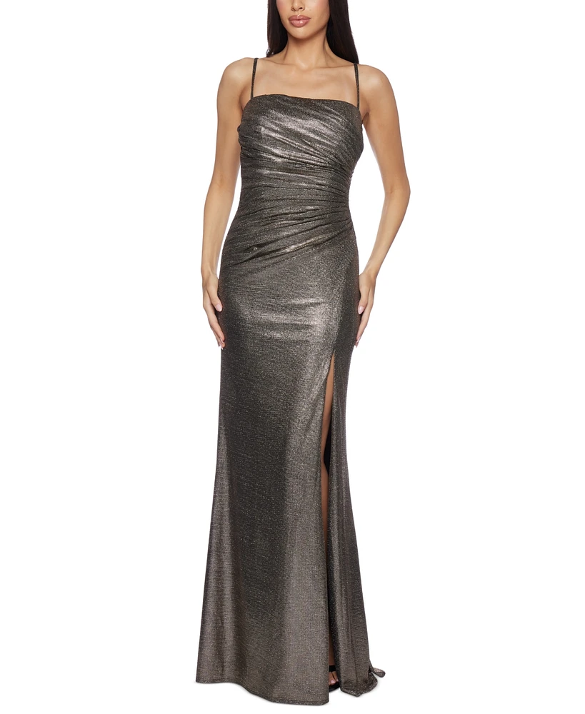 B Darlin Juniors' Sleeveless Ruched Metallic Gown