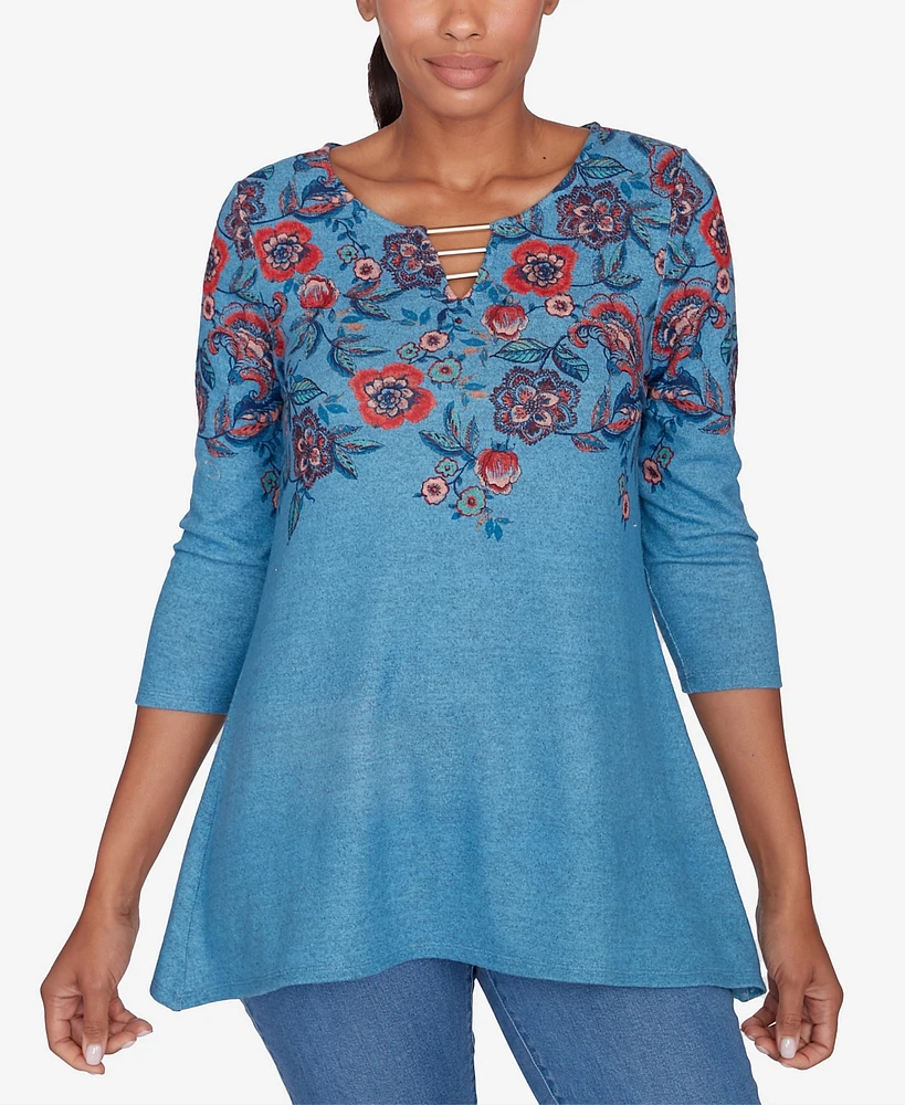 Ruby Rd. Petite Split Neck Floral Print Hatchi Knit Sharkbite Top with Bar Detail