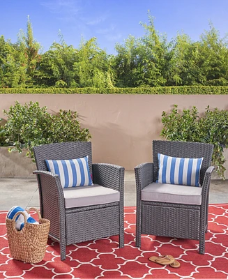 Throne-Like Comfort: The St Lucia Chair