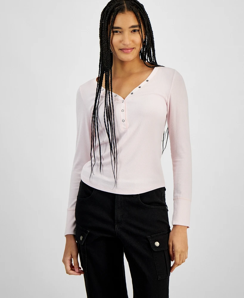 Hippie Rose Juniors' Long-Sleeve V-Neck Henley