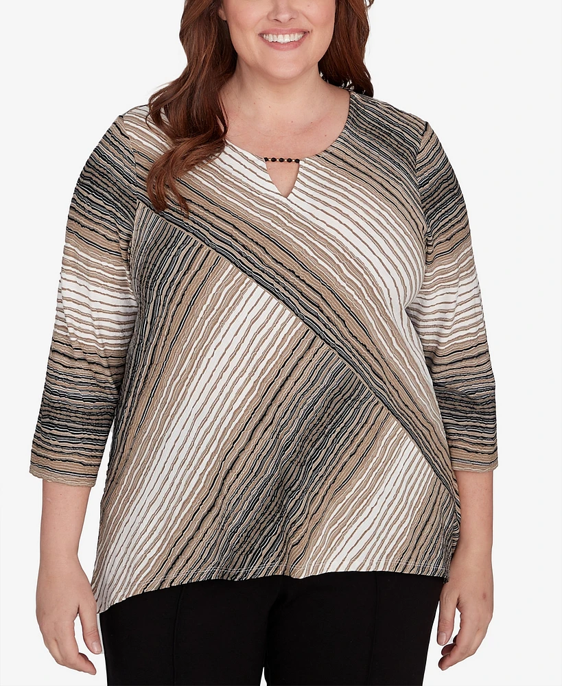 Alfred Dunner Plus Romancing the Stone Neutral Spliced Textured Stripe Top