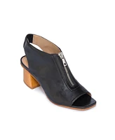 Bernardo Footwear Levy Heel