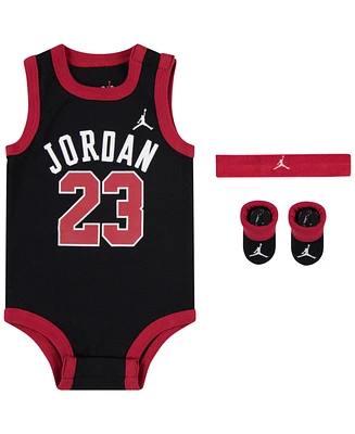 Jordan Baby Boys and Baby Girls Mesh Jersey Gift Box, 3 Piece Set