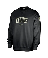 Nike Men's Black Boston Celtics Courtside Standard Issue Performance Pullover Sweatshirt