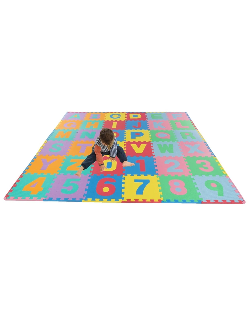 Trademark Games 96-Piece Puzzle Mat