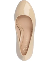 Journee Collection Women's Seraphina Round Toe Pumps